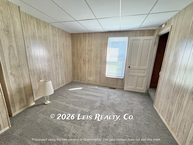119 E Vine St
