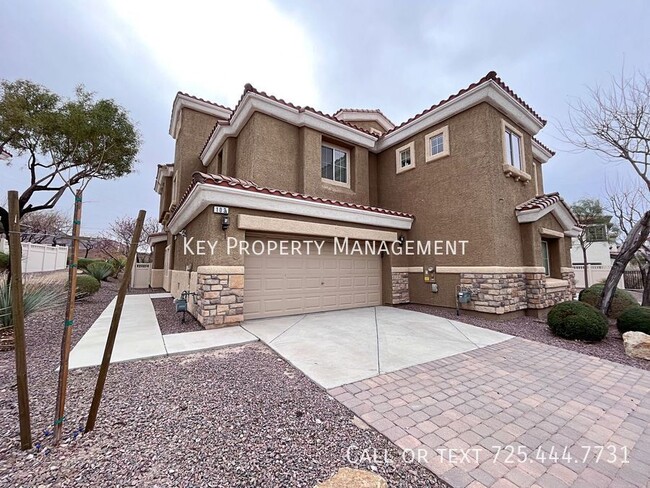 2 BEDROOM TOWNHOME W/ LOFT IN HENDERSON! - 2 BEDROOM TOWNHOME W/ LOFT IN HENDERSON! Unidad #103