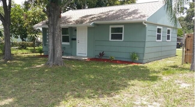 Photo - Home For Rent in St Petersburg!
