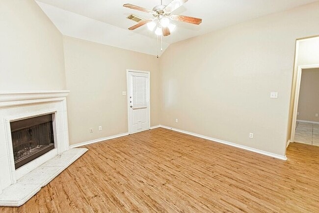 Photo - 4009 Hidden Meadow Ct