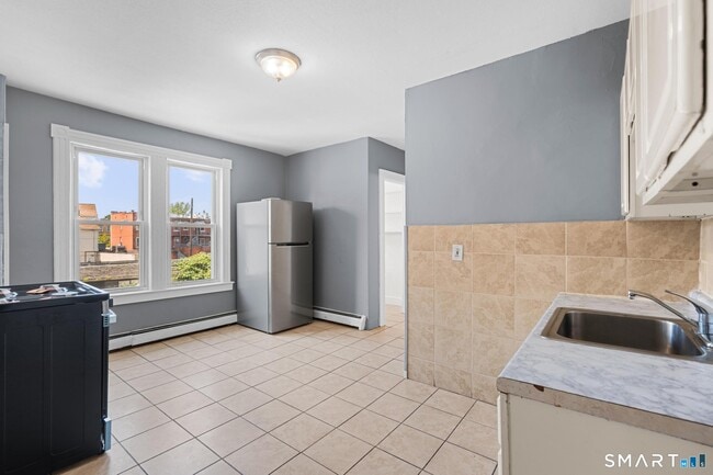 Photo - 66 Standish St Unit 2W