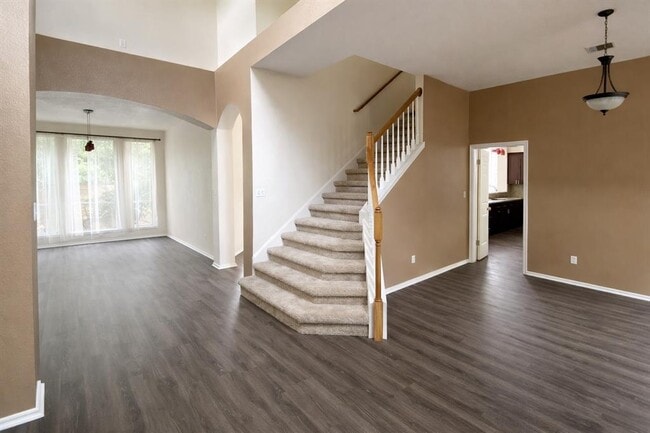 1718 Bow Ridge Dr