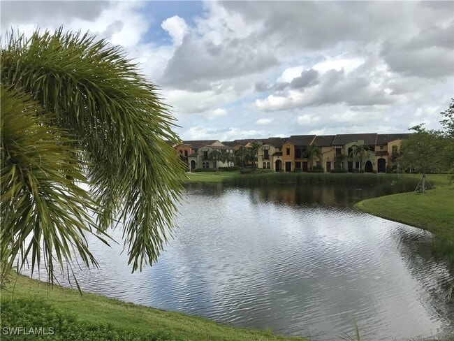 Photo - 11908 Izarra Way Unit 7002