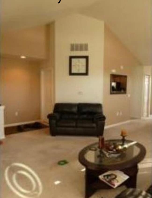 Photo - 538 Olde English Cir Unit 538