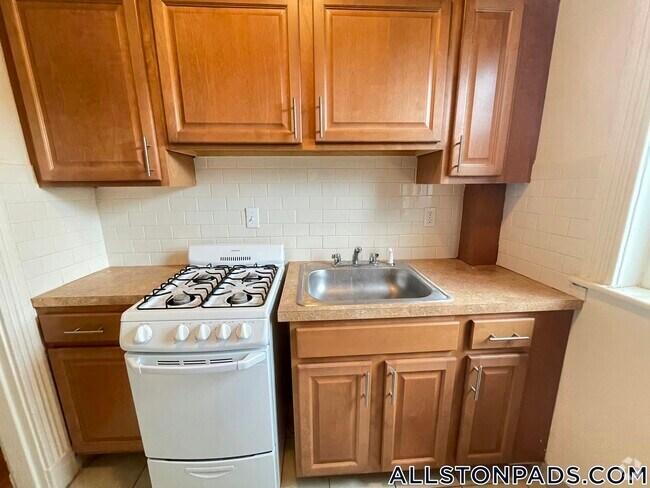 Building Photo - 1148 Commonwealth Ave Unit 37 Rental
