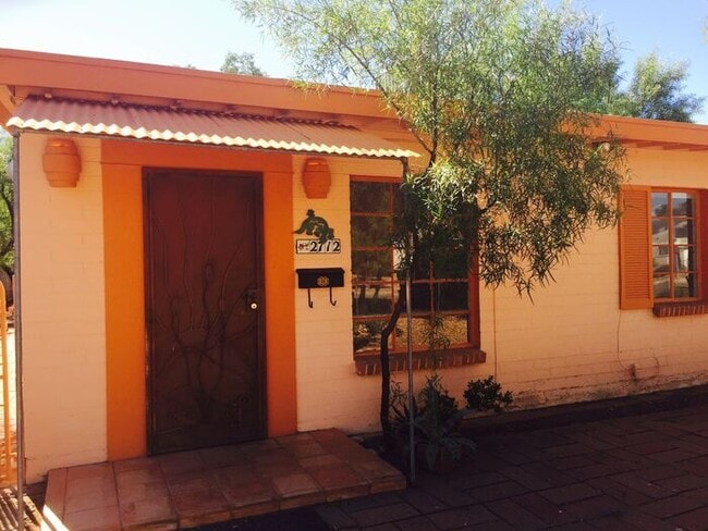 Photo - 2712 East 5th Street