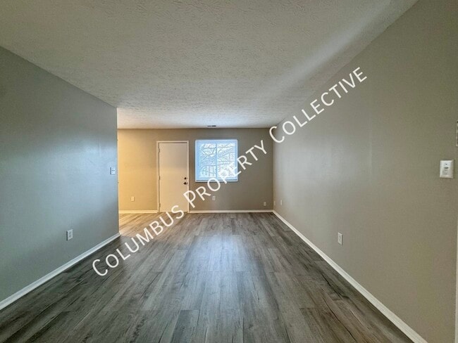 Photo - 918 S Spring Rd