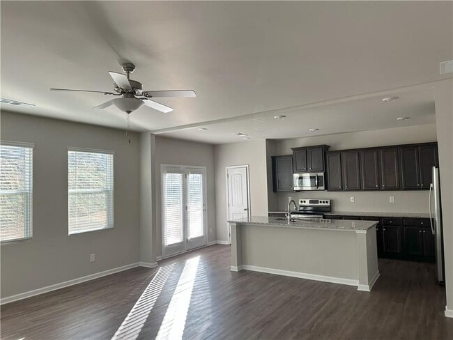 Photo - 4950 Hillstone Dr