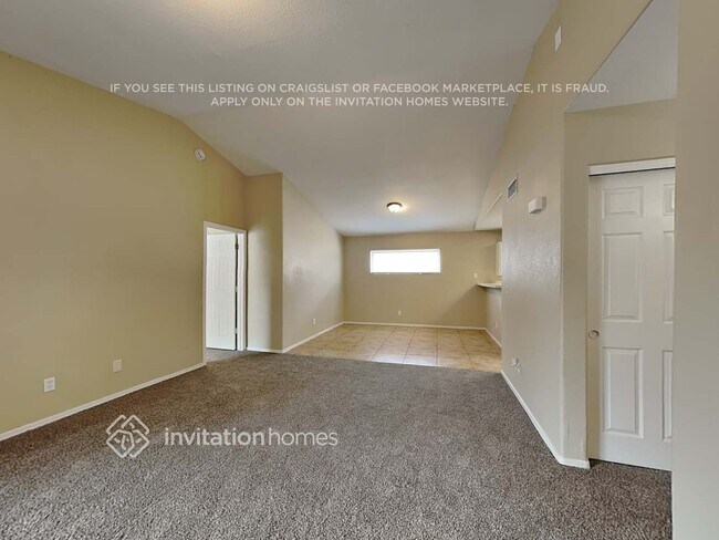 Photo - 11234 N 81st Ave