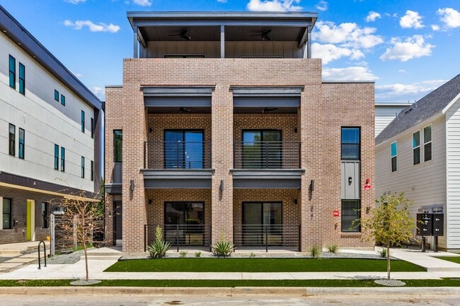 Building Photo - 3141 Waits Ave Unit 301 Rental