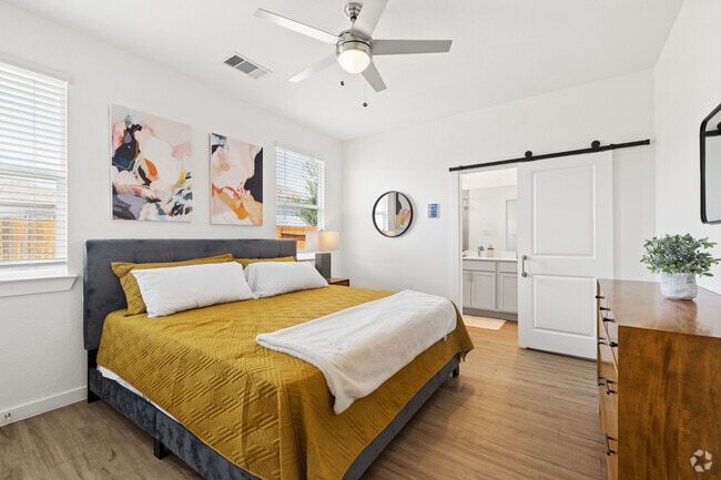 K1 3BR, 2BA - 1,494SF - Primary Bedroom - Katy Legacy