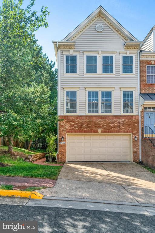 Building Photo - 9662 Potters Hill Cir Rental