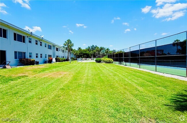 Building Photo - 3250 10th St N Unit A3 Rental