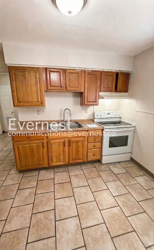 Photo - 9717 Dennis Dr