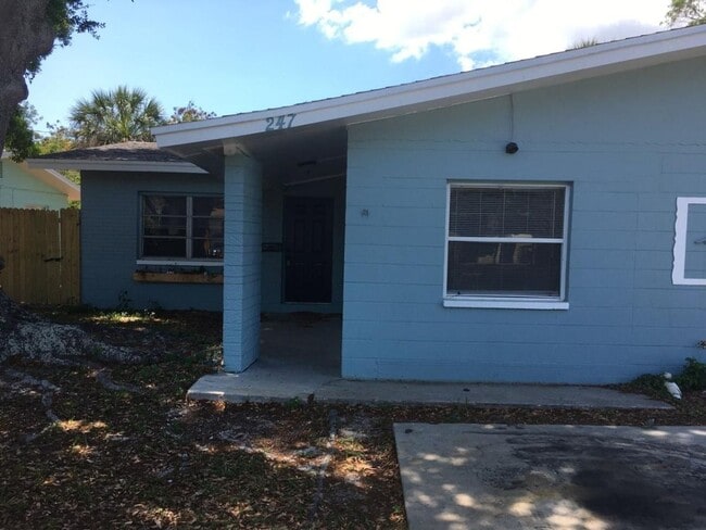 Building Photo - Remodeled 3 bedroom / 2 bath in Coquina Ke... Rental
