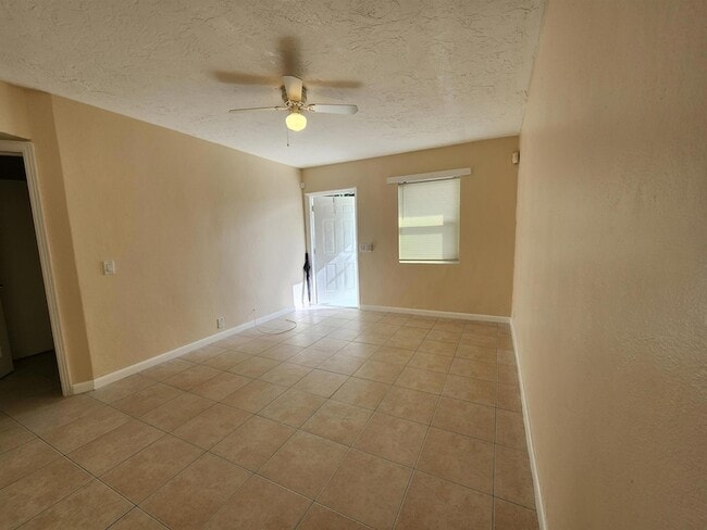 Photo - 1041 21st St House