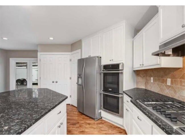 Photo - 1809 Baker Park Rd