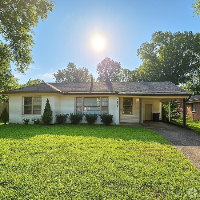 Building Photo - 1500 Ivy Rd Rental