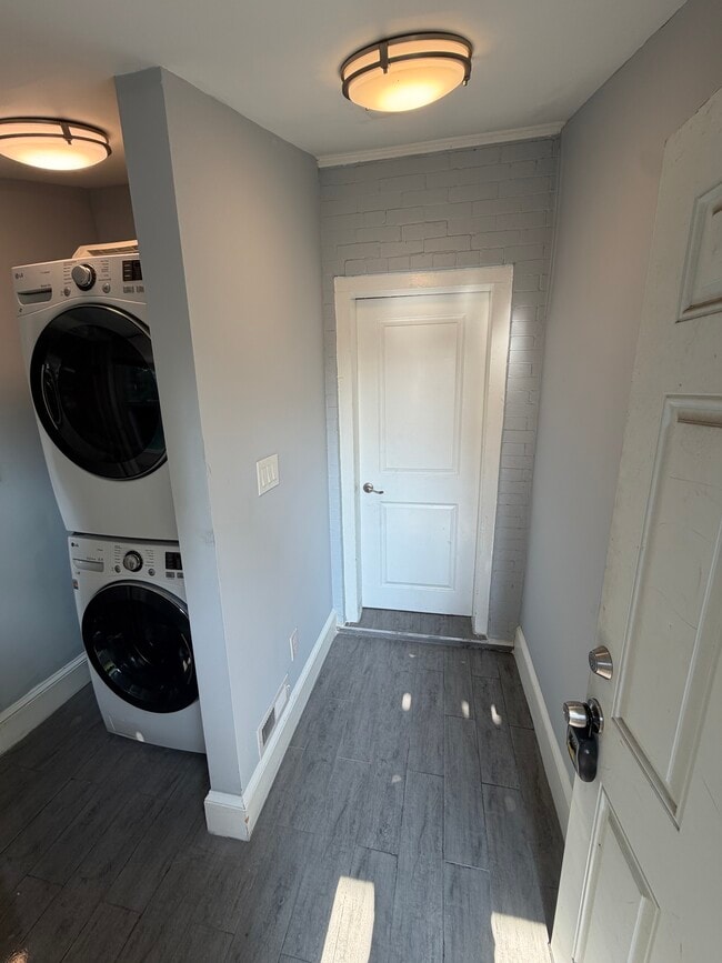 501 S 44th St Unit 1