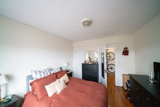 Photo - 43 Selkirk Rd Unit 9