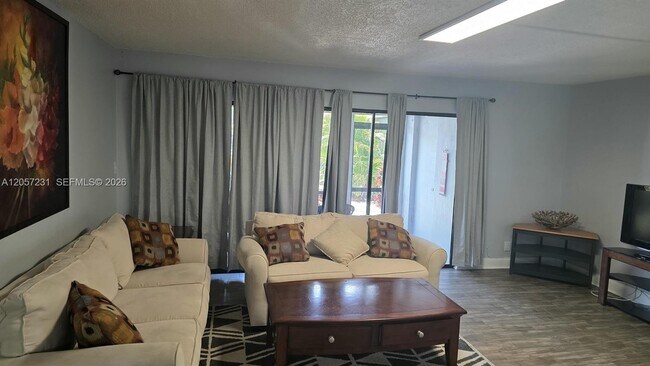 524 Osprey Dr Unit 10B