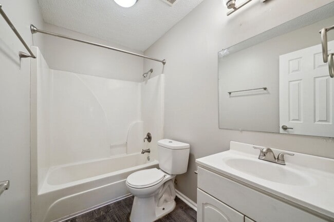 Photo - Park On Valley