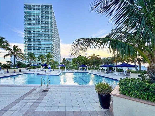 Photo - 2100 S Ocean Ln Unidad 508