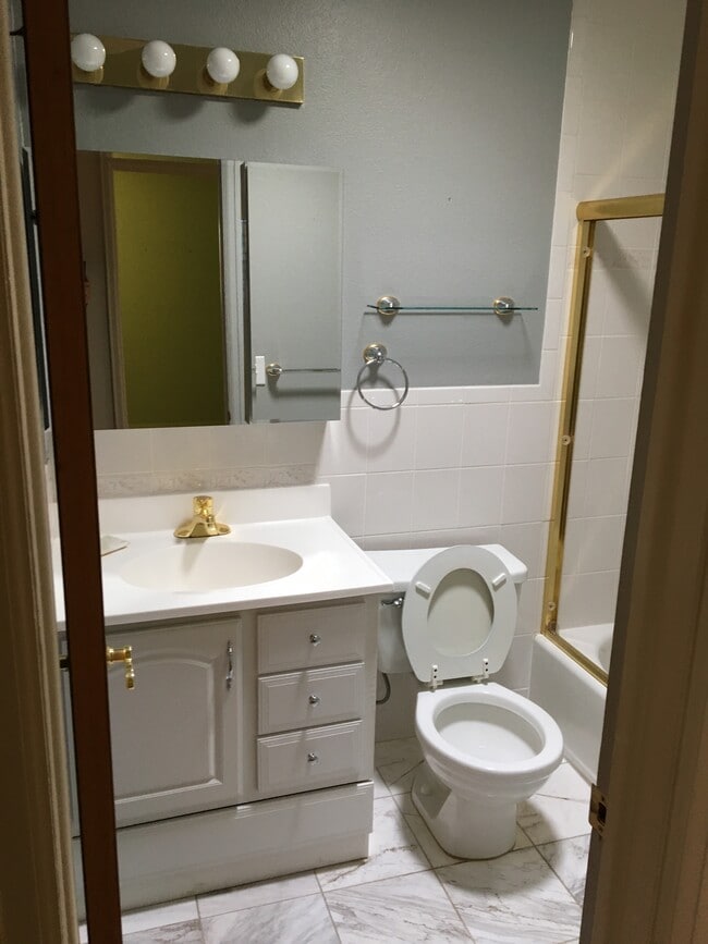 Photo - 9178 Dudley St