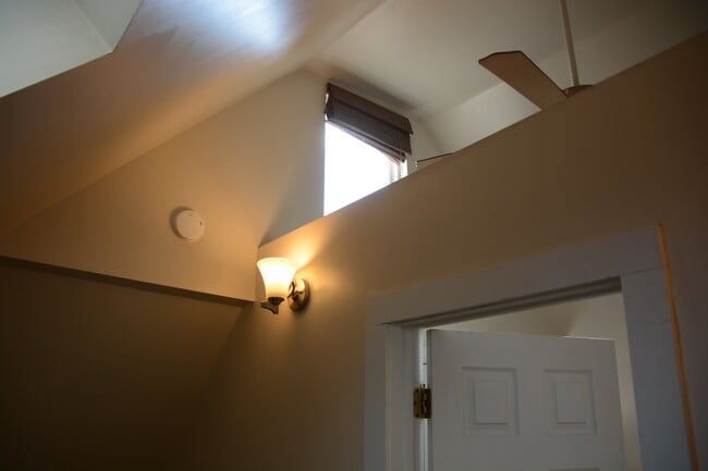 Photo - 120 W 5th Ave Unit 5