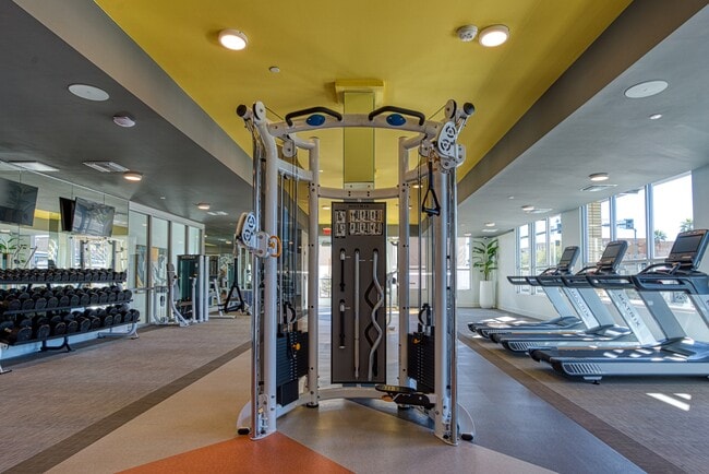 Lucent Scottsdale