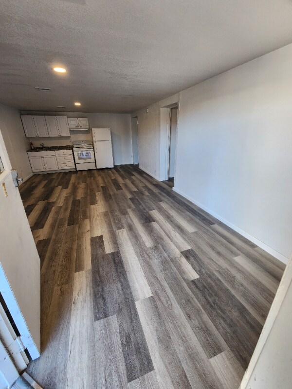 Photo - 200 S Inman St Unidad 7