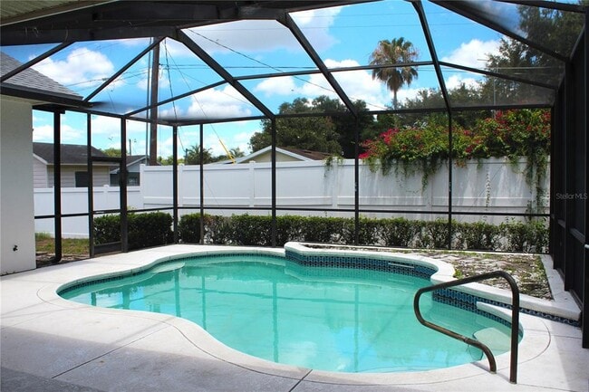 Photo - 2228 Lake Holloway Blvd