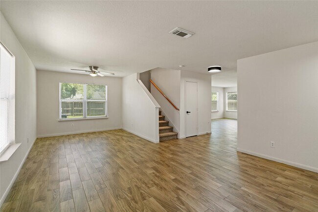 Photo - 6942 Shining Sumac Ave