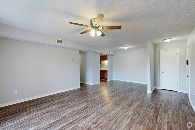 2BD 1BA 960SF Delta