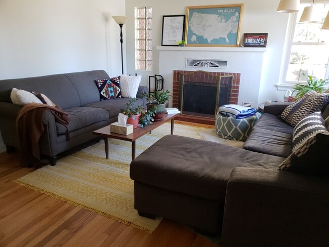 Photo - 901 Country Club Ave