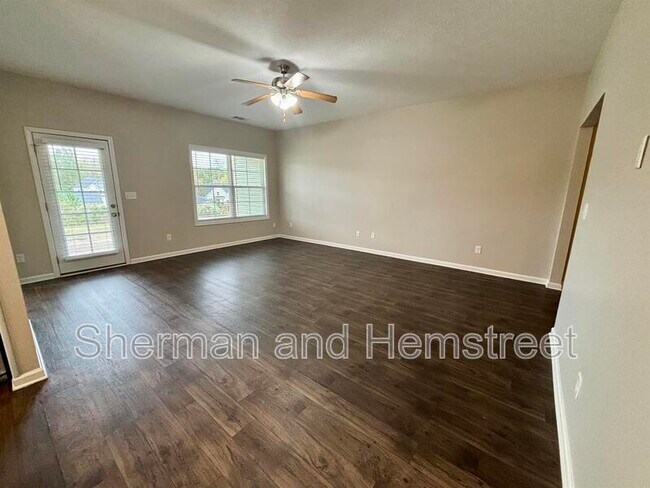 Photo - 4017 Pensacola Way