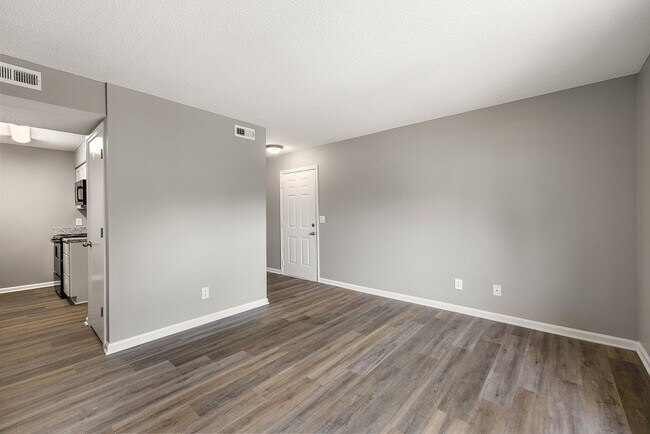 Photo - Timberwood Place Apartments