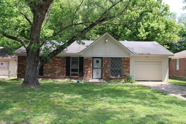 Building Photo - 5116 Chantilly Dr