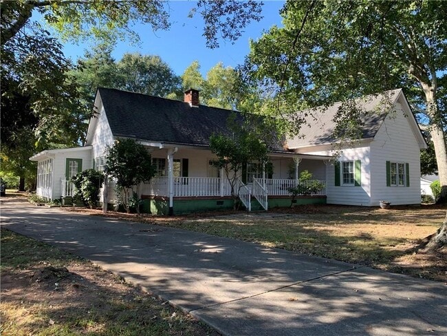 Photo - 1145 Mayfield Rd