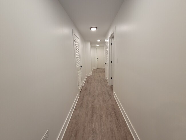 Photo - 3519 N Reta Ave Unit 1F