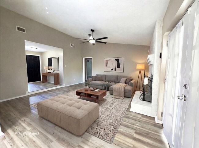 Photo - 3519 Acorn Way Ln