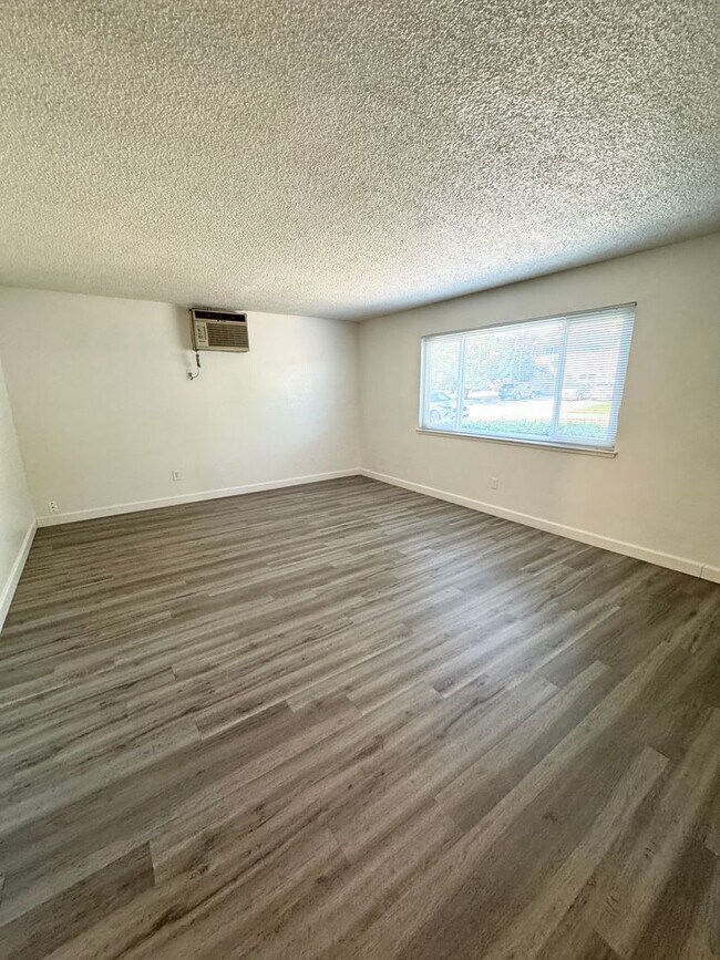 1217 McKinley Dr Unidad 1217#2 MCKINLEY