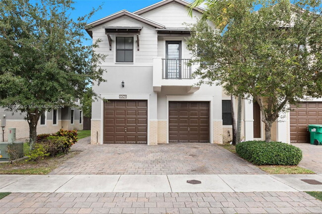 Northwest 61 Lane, Doral, FL 33178 - 4 BR ... - Northwest 61 Lane, Doral, FL 33178 - 4 BR ... Townhome