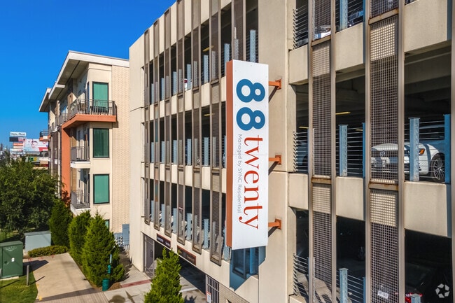 88Twenty - Facade