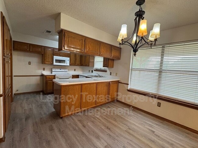 Photo - 1203 Stonelake Dr