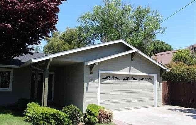 Building Photo - 2160 Linden St Rental