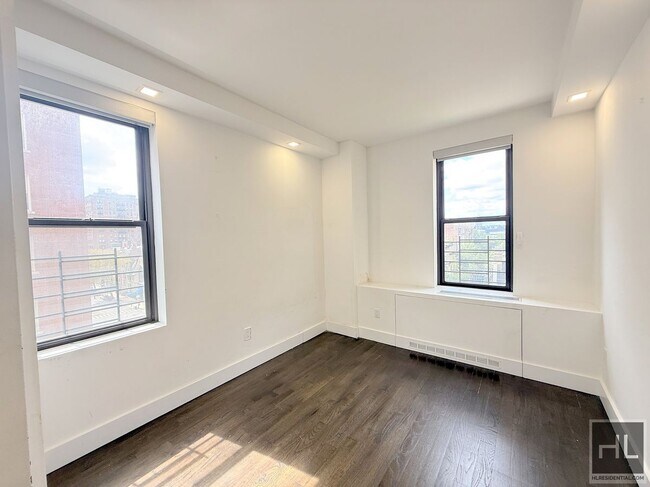 NO fee 3 bed 2 bath with Laundry in unit.