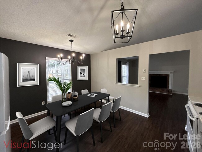 Photo - 5919 Hunters Crossing Ln