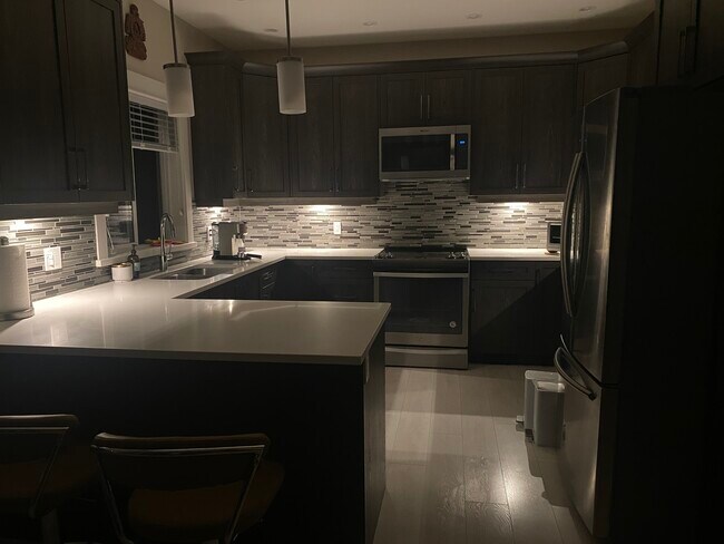 Photo - 2389 Lund Rd