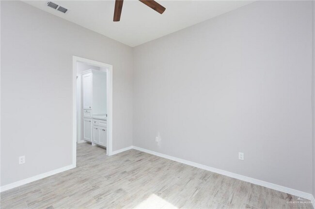 Photo - 2423 N Vly Cir Unit A